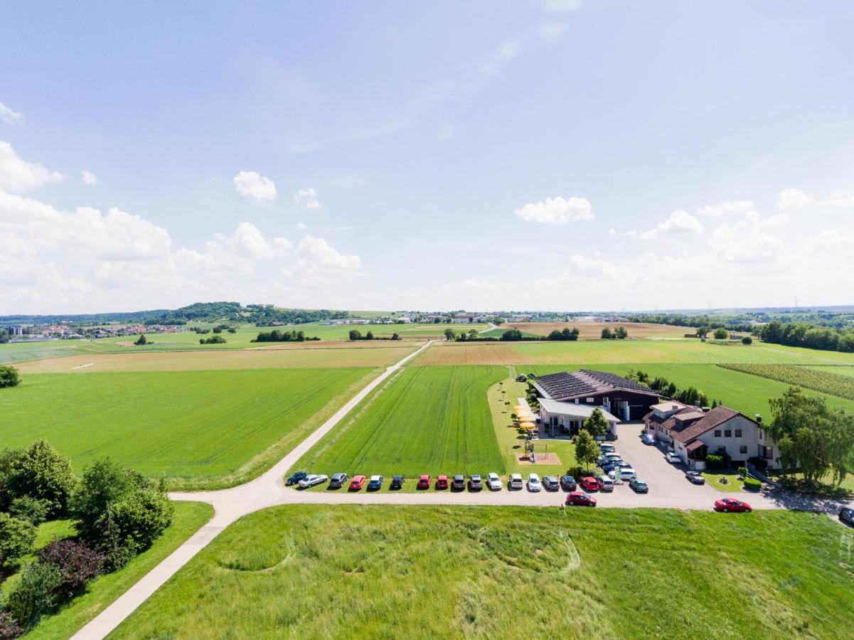 Cafe & Wein Gaestehaus Kurz Heilbronn Exteriör bild